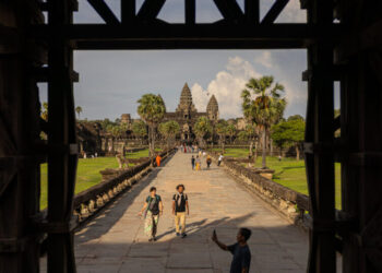 Asia’s Tourist Hot Spots Are Missing a Staple: Europeans
