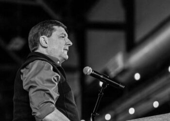 Maine Democrats Are About to Replace an Oysterman With a Lumberjack. It Might Just Work.