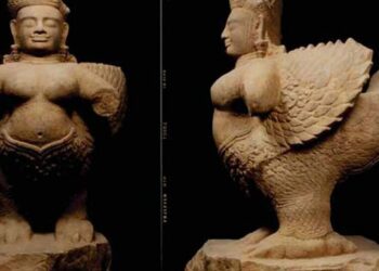 New York Gallery Surrenders
  
20 Artifacts Thought Looted From Cambodia