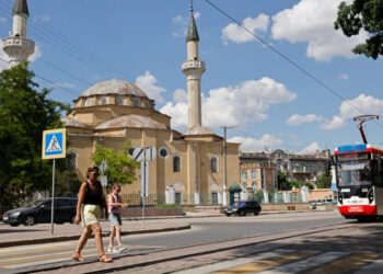 With Attacks on Crimea, Ukraine Hopes to Pressure Putin to End the War