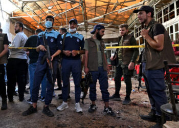 Bomb Explodes at Damascus Cafe, Killing at Least 6