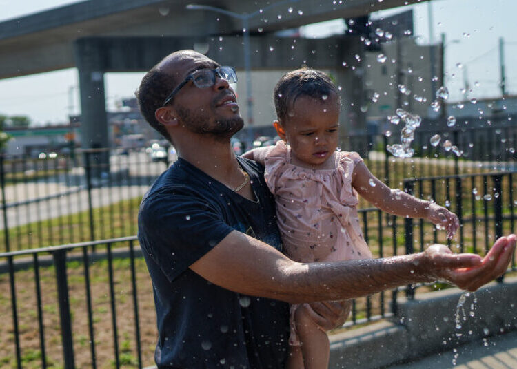 New York’s Heat Wave Is Brutal. In This Neighborhood, It’s Even Worse.