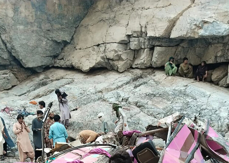 Bus Plunges 70 Feet Into a Ravine in Pakistan, Killing 40