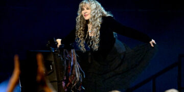 Stevie Nicks Is Expected to Perform With Taylor Swift
