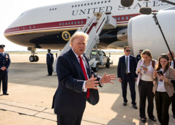 Trump Nods at Taylor on Social Media