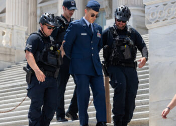 Air Force Detains Officer Who Called for Trump’s Impeachment at Capitol