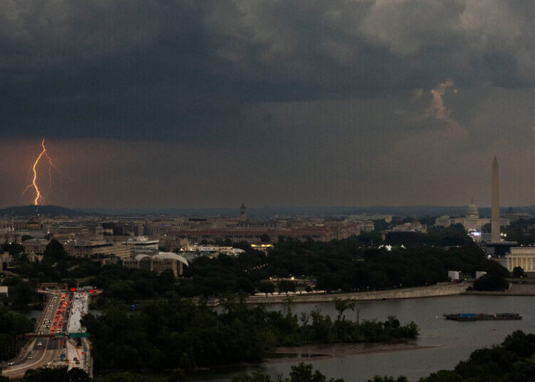 Crowds Evacuated as Storms Menace Washington Ahead of Trump Speech