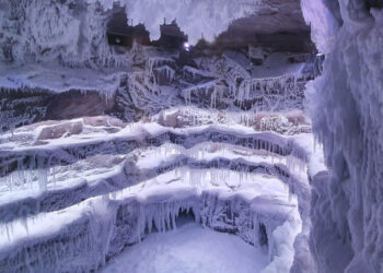 To Beat the Heat, the Wealthy Are Building Snow Rooms