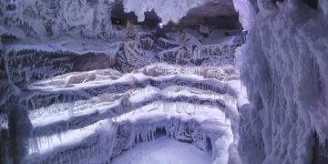 To Beat the Heat, the Wealthy Are Building Snow Rooms