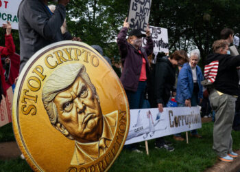 Nearly a Million Investors Lost a Total of $3.8 Billion on Trump Crypto Coin