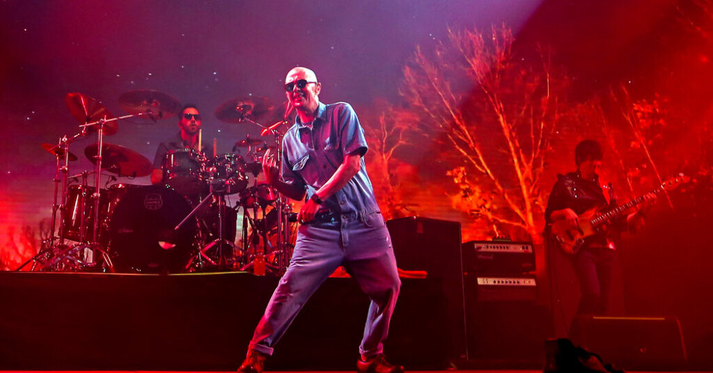 Indio Solari, Argentine Rocker Who Packed Stadiums, Dies at 77