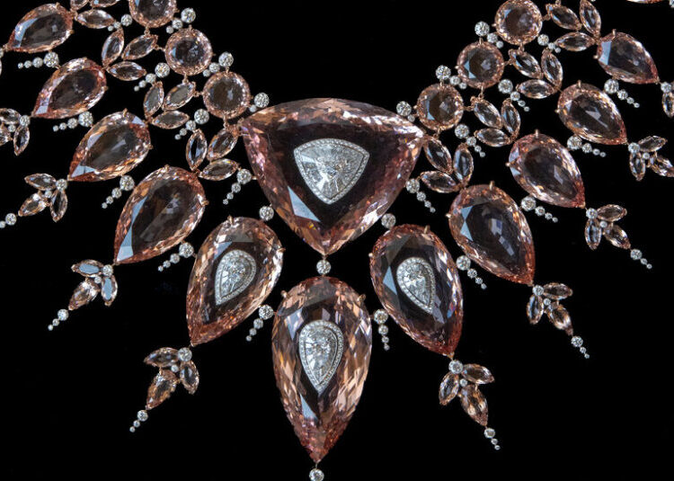 As Riches Grow, High Jewelry Turns Up the Volume