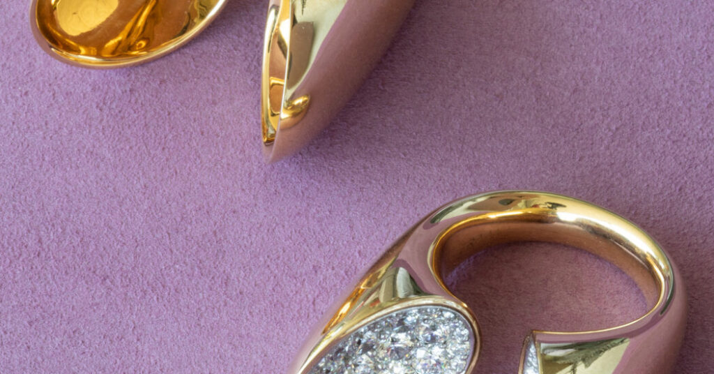 A Jewelry Designer Prepares for His Paris Debut