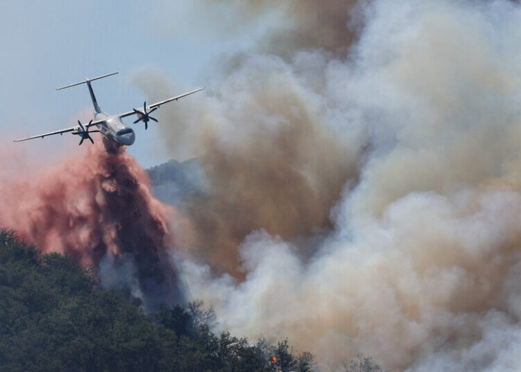Wildfires Force Evacuation of Thousands in Southwest France
