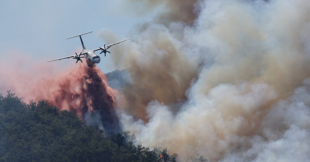 Wildfires Force Evacuation of Thousands in Southwest France