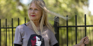 Hero or Traitor? The Legacy of a Revolutionary-Era Cherokee Woman.