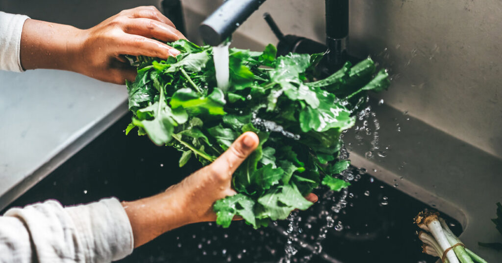How to Stay Safe From the Severe Stomach Bug That’s Going Around