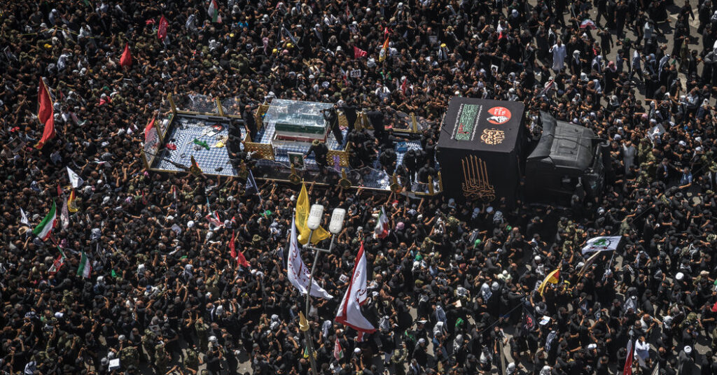 Iraqis Turn Out in Droves to Mourn Khamenei and Show Solidarity