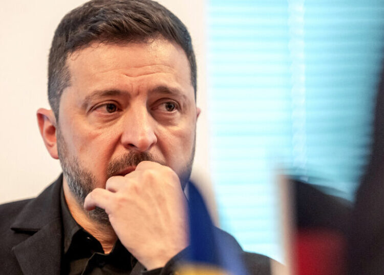 Zelensky Renews Demands for Defense Systems Ahead of Trump Meeting