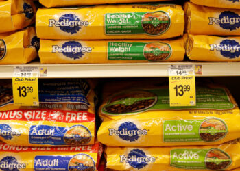 Dog Food Maker Recalls Feed It Says Was Sold Despite Failing Quality Control