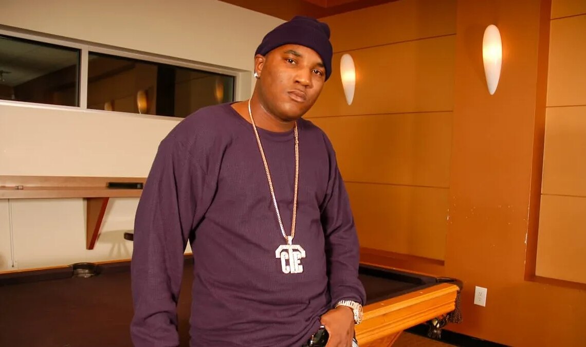 10 No-Skip Hip-Hop and R&B Albums That Are Officially Old Enough to Drink