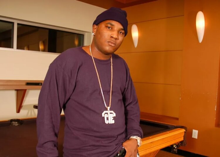 10 No-Skip Hip-Hop and R&B Albums That Are Officially Old Enough to Drink