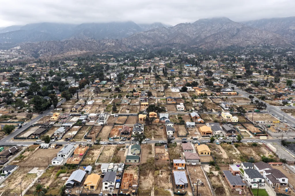 Aerial view of homes being rebuilt in Altadena, California.