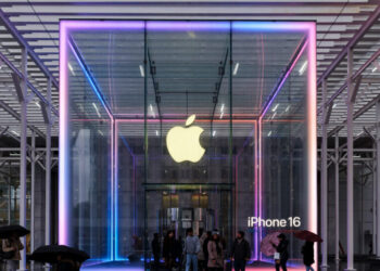 Apple Sues OpenAI, Accusing It of Stealing Company Secrets