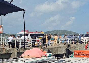 Boat Carrying Tourists Capsizes in Vietnam, Killing 15