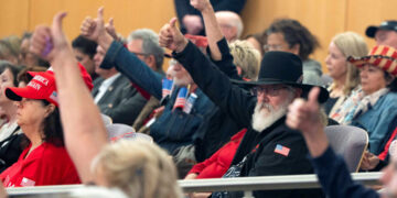How an Election Fight in Arizona Could Affect the Nation’s Midterms