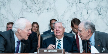 Graham’s Death Highlights Congress’s Age Issue