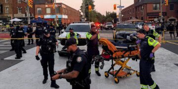 Toronto Police Search for Shooters After 2 Killed at Street Festival