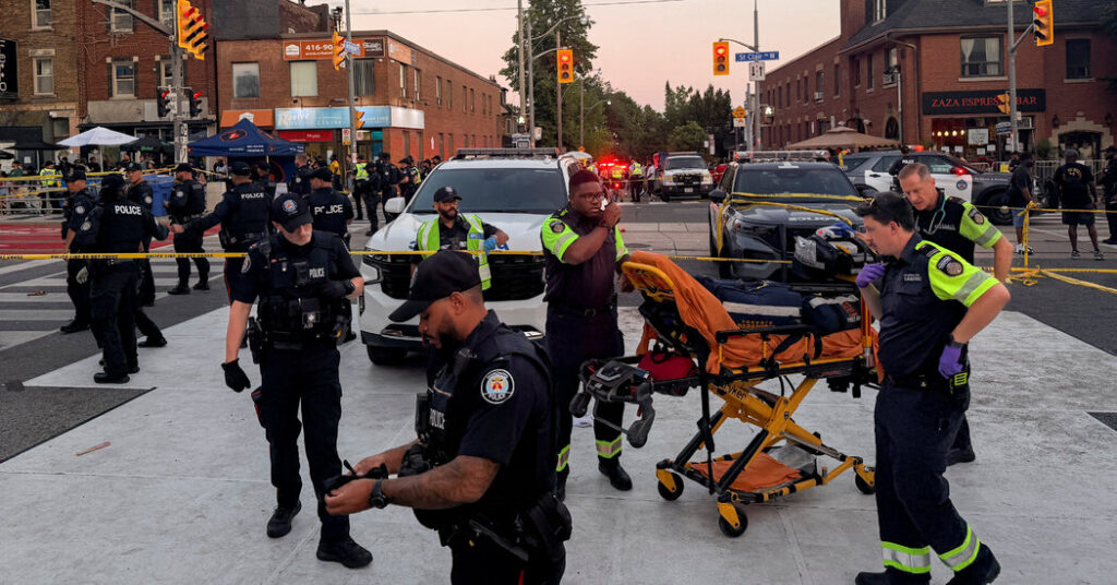 Toronto Police Search for Shooters After 2 Killed at Street Festival