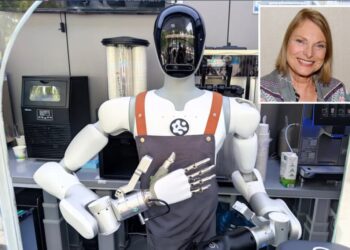 Richard Dreyfuss’ ex-wife demands ‘love robot’ after running out of men in Idaho