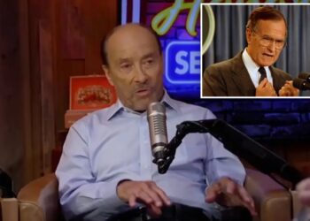 Lee Greenwood recalls surviving enemy fire after being sent to entertain troops in Panama