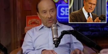 Lee Greenwood recalls surviving enemy fire after being sent to entertain troops in Panama