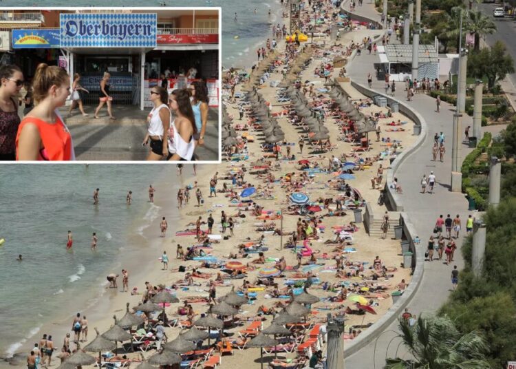 Brazen pickpockets prey on vulnerable tourists as millions swarm European summer hotspot
