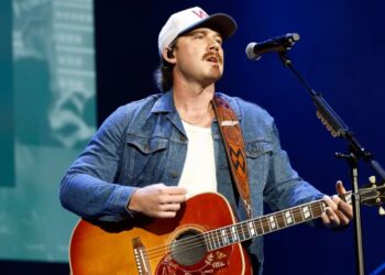 Morgan Wallen fan accused of peeing on family during Baltimore concert
