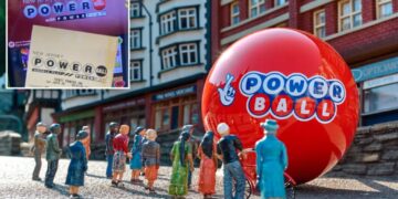 Powerball players outraged over lottery’s historic expansion abroad: ‘Rigged anyway’
