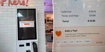 Popeye’s self-service kiosk prompts customer for tip: ‘Delusional’