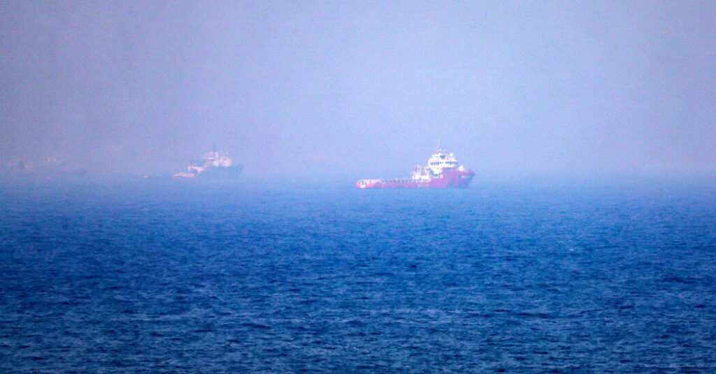 Trump’s Threat to Impose Fees in the Strait of Hormuz Contradicts His Aides