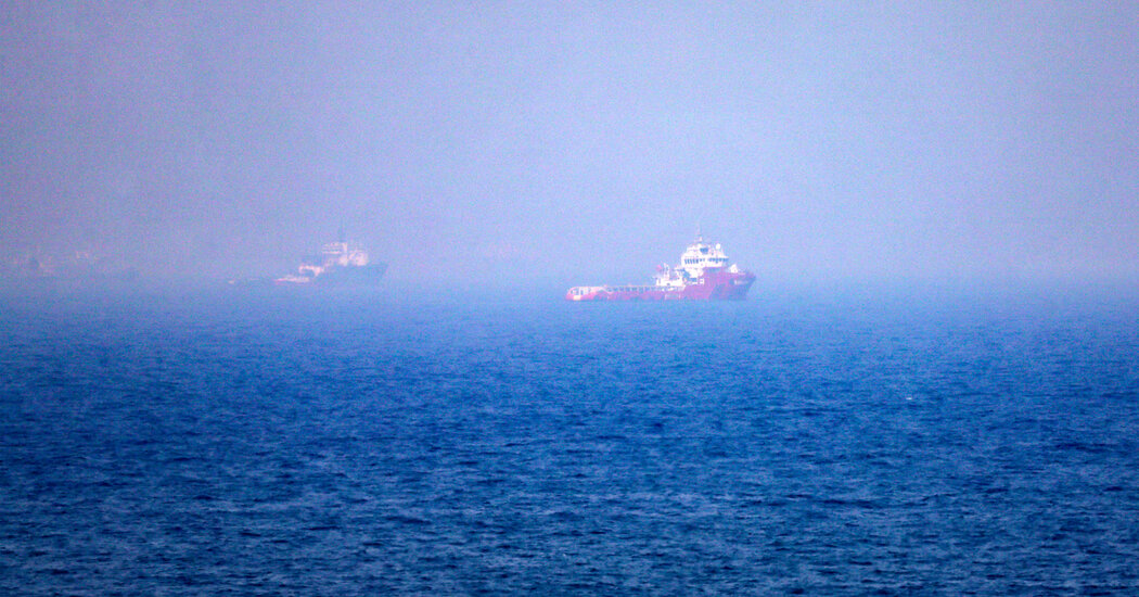 Trump Reimposes Naval Blockade, as U.S. and Iran Escalate Strikes
