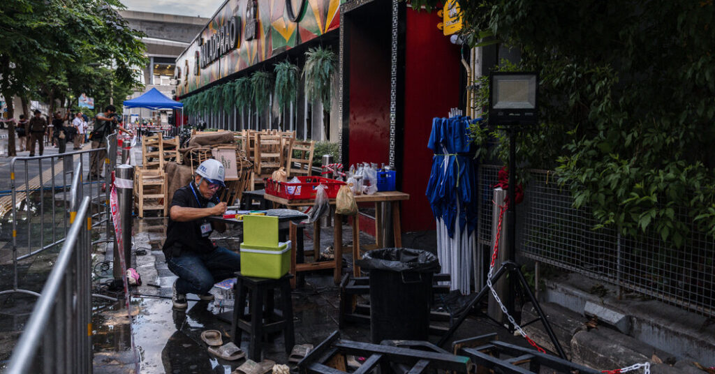 Fire in Bangkok Bar Leaves at Least 27 Dead