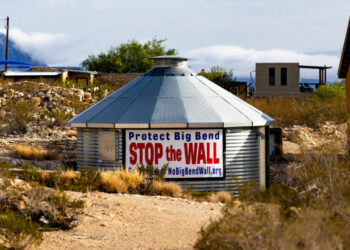 Dark Sky Defenders Raise Alarm Along the Border of West Texas