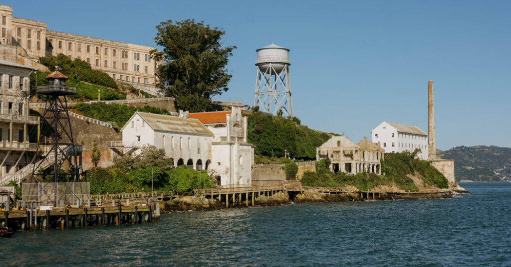 One Person Is Dead and Three Are Missing After Boat Capsizes Near Alcatraz