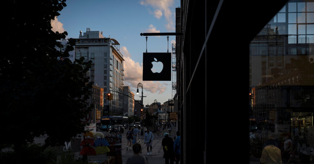 Judge Dismisses Suit Accusing Apple of Failing to Limit Child Sex Abuse Material