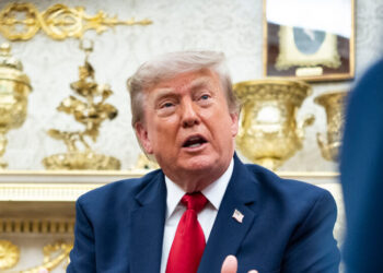 Trump Pressures ICE to Resume Traffic Stops After Agency Pulls Back