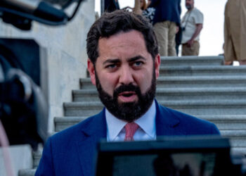 House Republican in Key Swing Race Discloses a Drunk-Driving Arrest