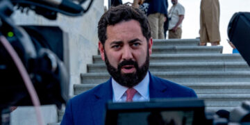 House Republican in Key Swing Race Discloses a Drunk-Driving Arrest