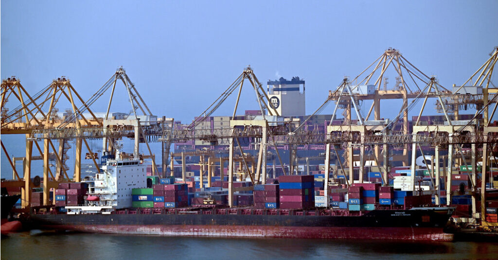 Oil, Shipping, Flights: Disruptions Are Back as U.S.-Iran War Reignites